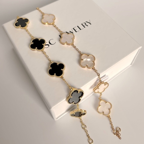 Clover Bracelet Double Sided Black Onyx Stone Luxury Jewelry - Picture 10 of 15